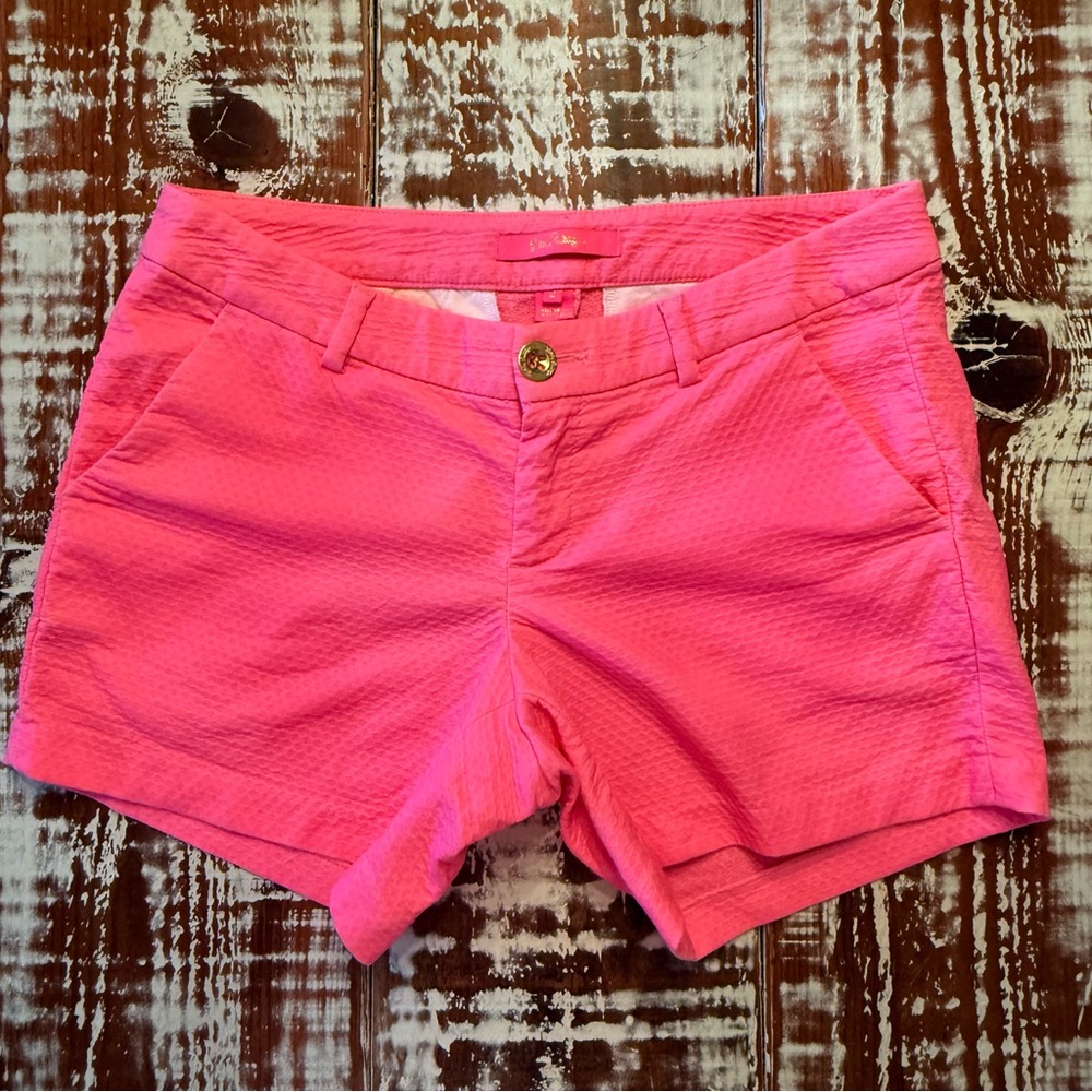 Lilly Pulitzer 5” Hot Pink Twill Shorts Size 2 | Gold Button Preppy